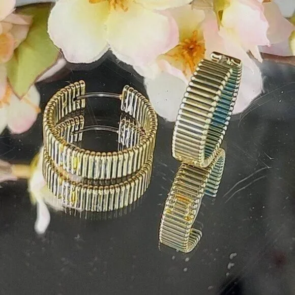 Gorjana Hoop Earrings Catalina Enamel 18k Gold Plated Navy Striped - Picture 4 of 13